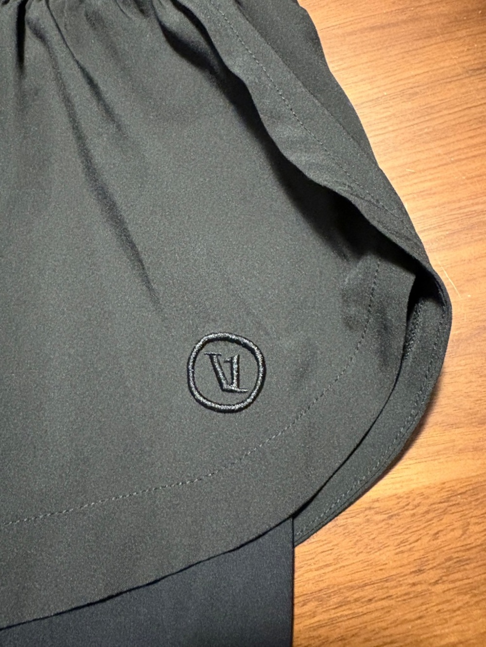Vuori Black Women's 2-in-1 Athletic Shorts - Picture 6 of 9